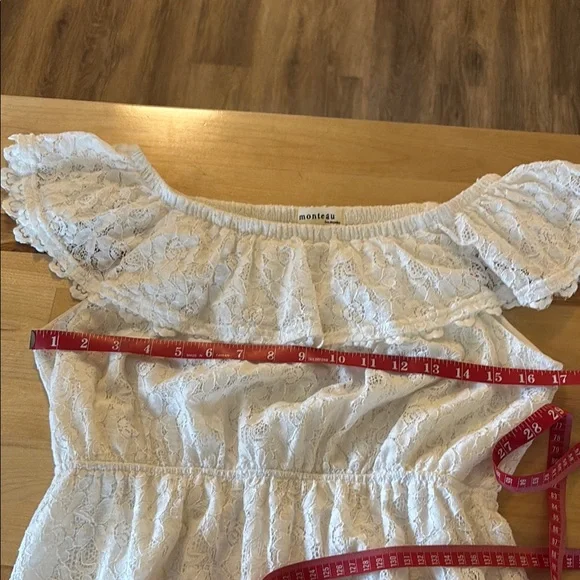 Elegant Off-Shoulder Lace Mini Dress - Picture 6 of 11